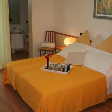Hotel Betty B&B Rimini Exterior foto