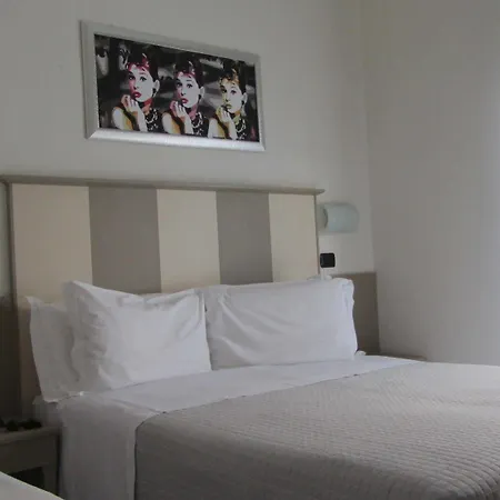 Hotel Betty B&B Rimini Exterior foto